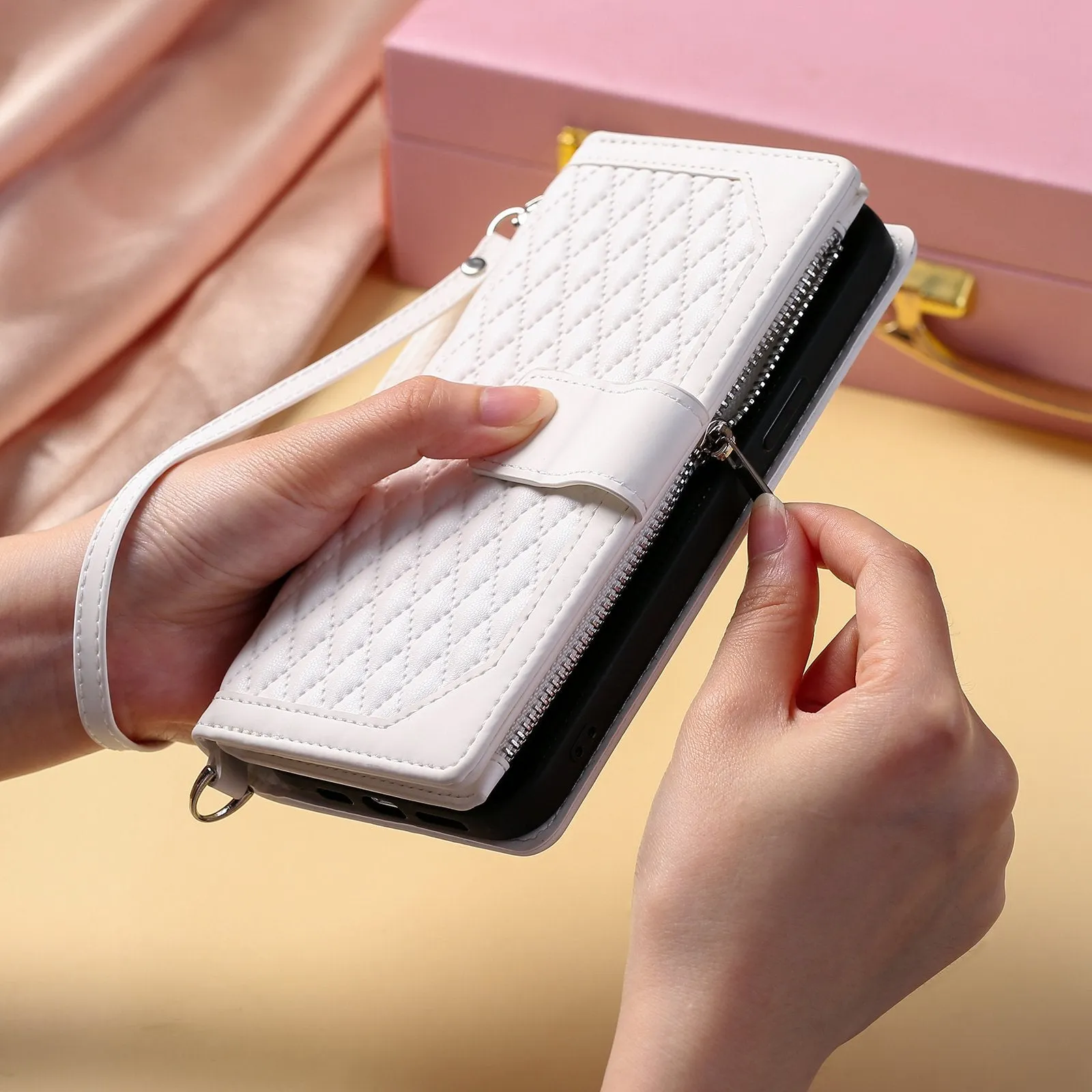 005 Rhombus Grid Textured PU Leather Phone Case for iPhone 14 Plus 6.7 inch, Zipper Pocket Stand Wallet Cover with Strap