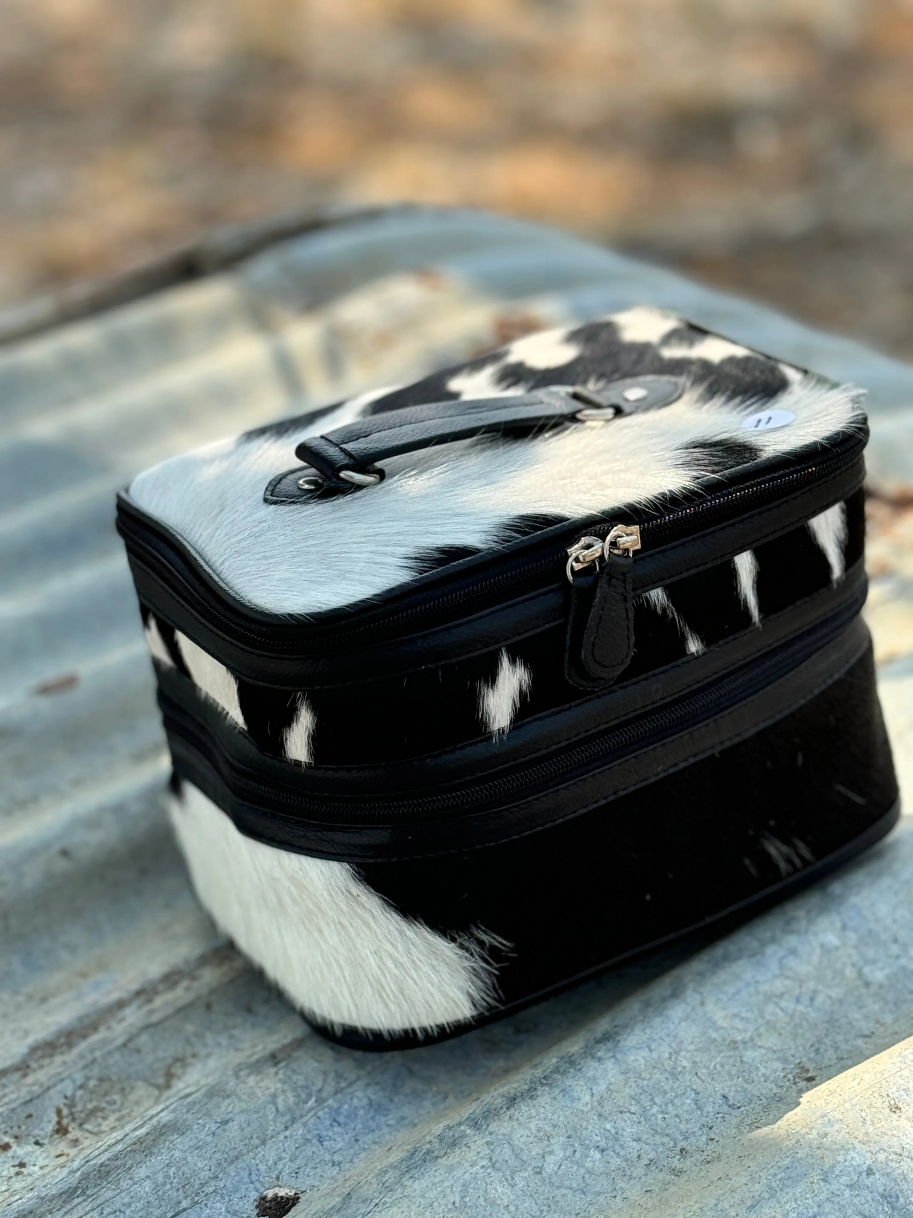 Cowhide Beauty Case #11 Black