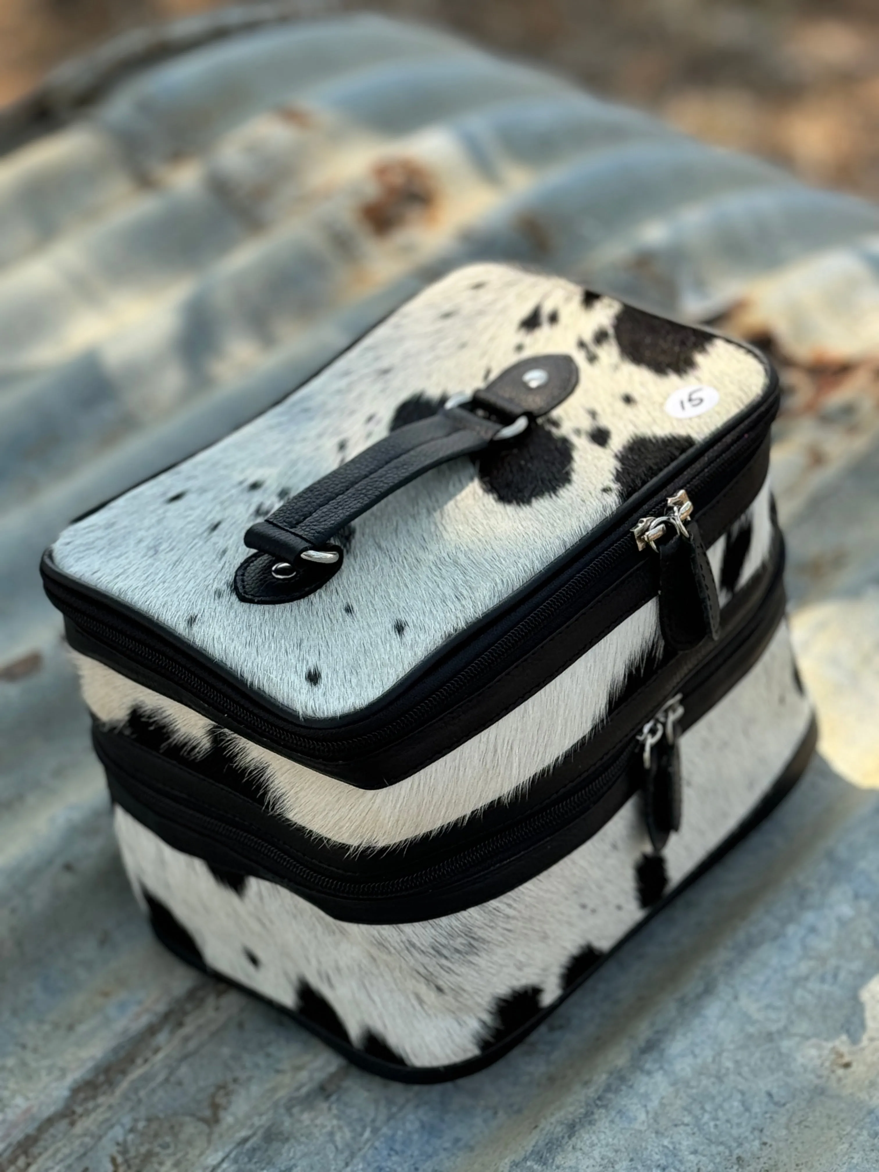 Cowhide Beauty Case #15 Black