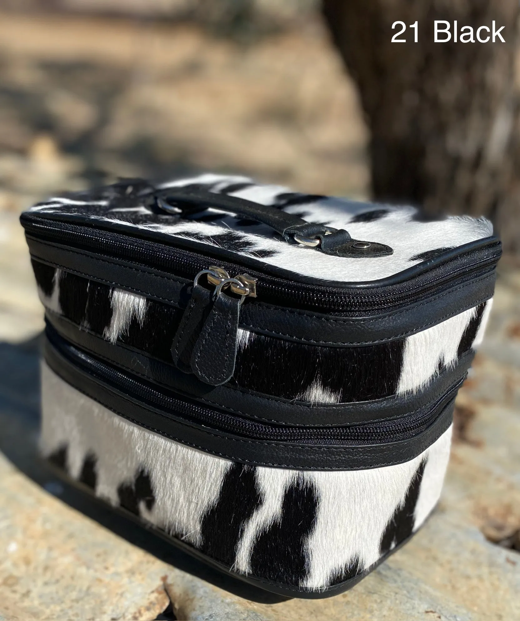 Cowhide Beauty Case #21 Black