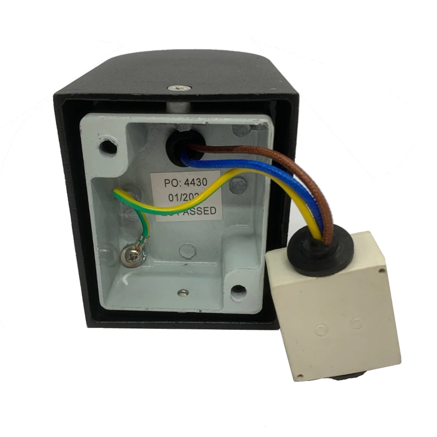 Eos Exterior Wall Light Aluminium in Black or Silver (H81mm)