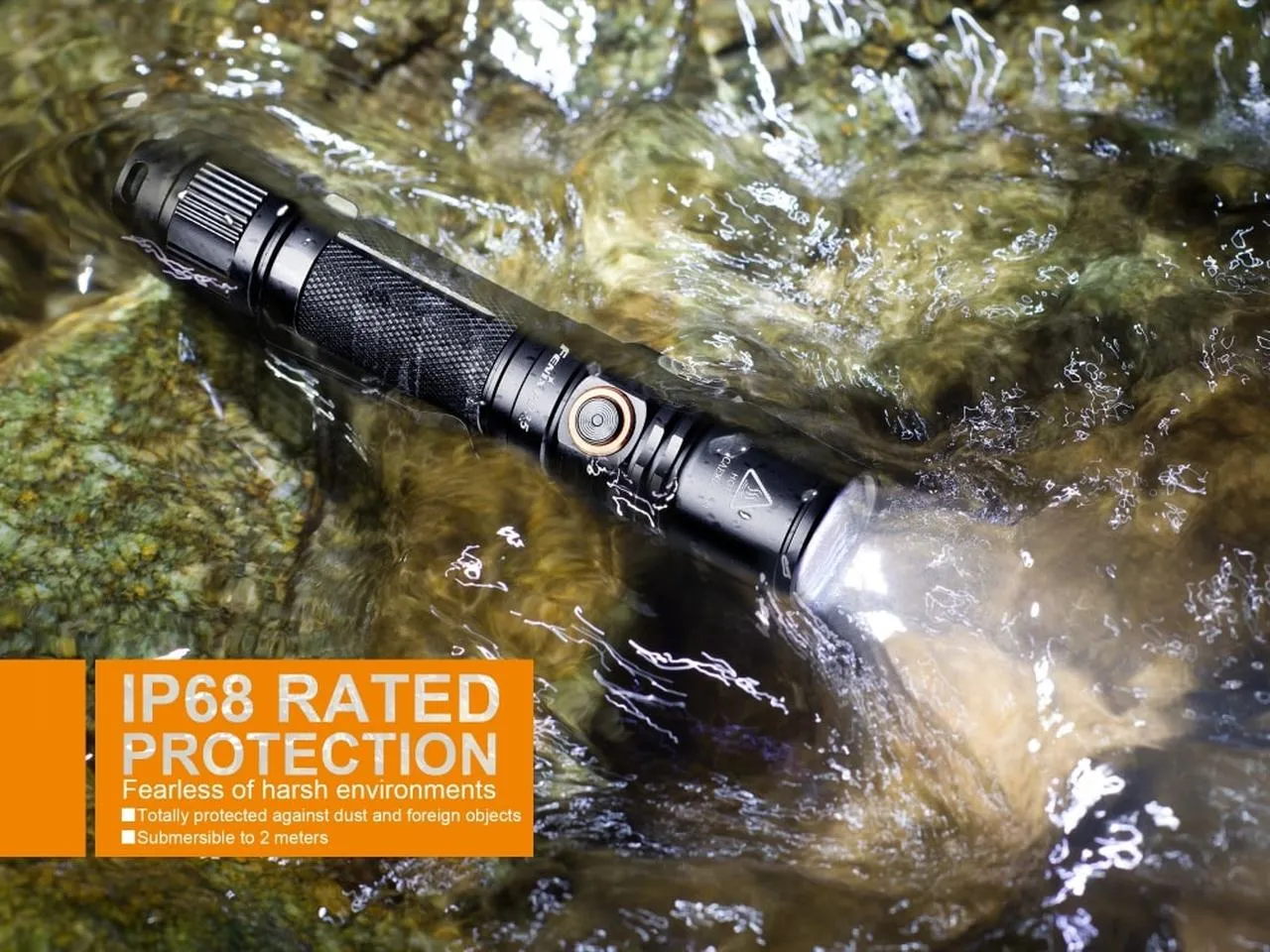 Fenix UC35 V2.0 Rechargeable Tactical Handheld LED Flashlight 1000 Lumens