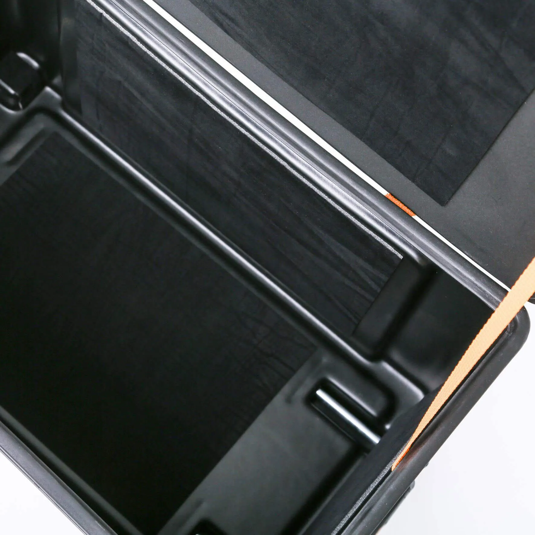 Hardcase Cajon Case with Wheels, Black