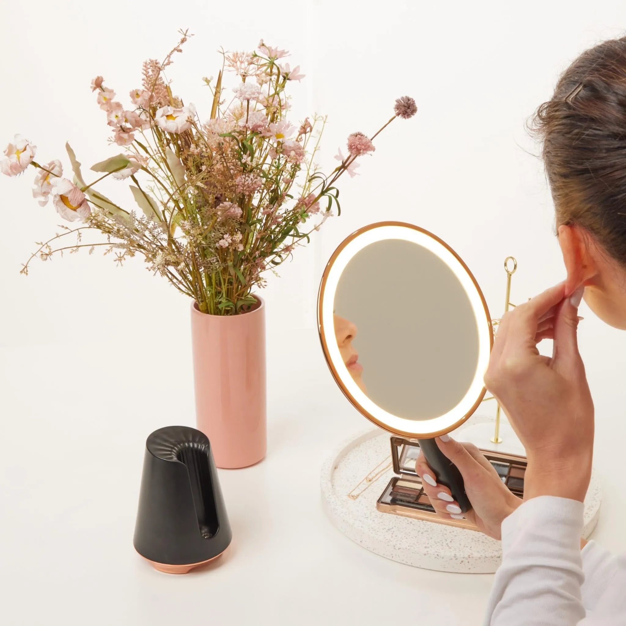 Homedics Radiance LED Beauty Mirror with Bluetooth Speaker