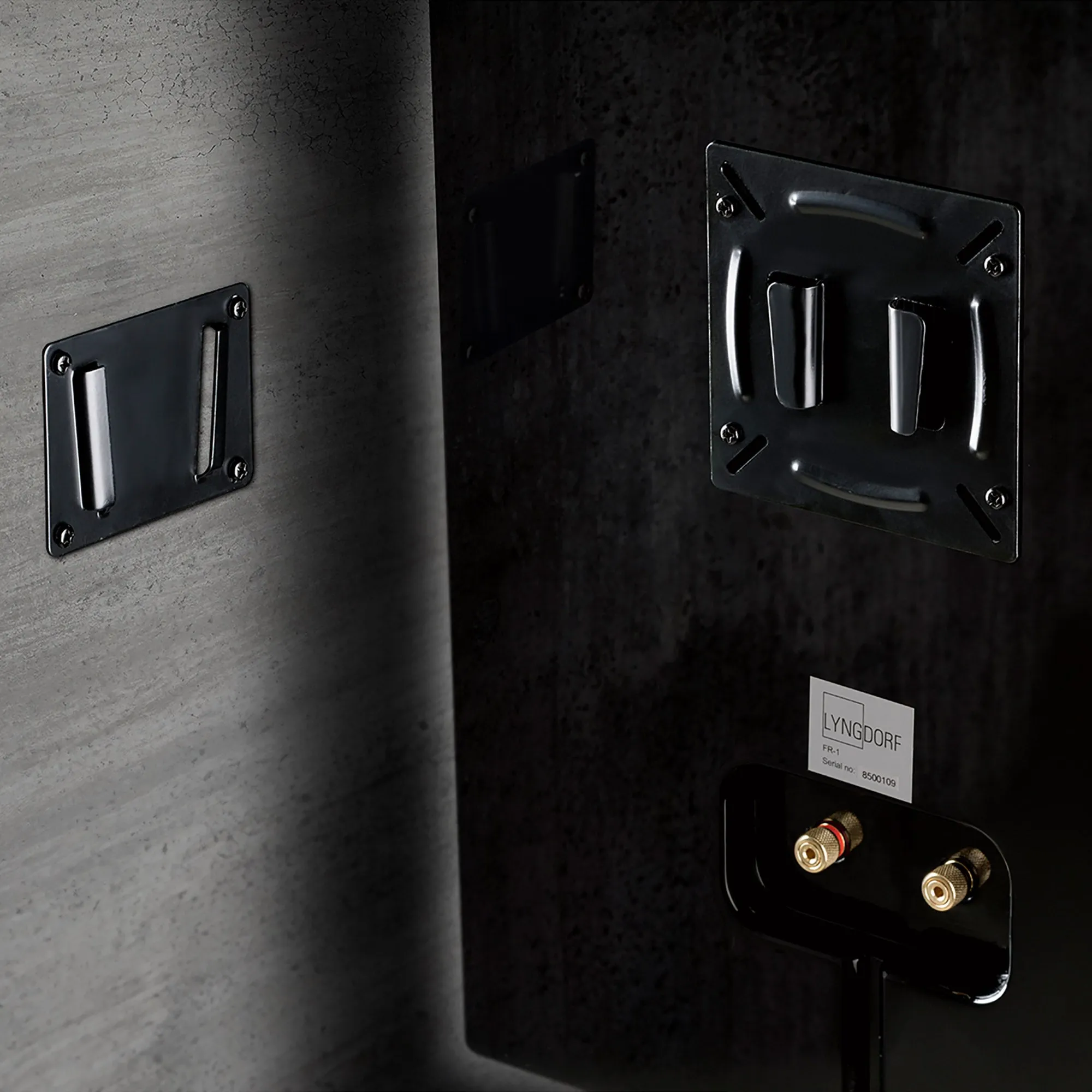Lyngdorf FR-1 Full Range Speaker with Gabriel® fabric cover